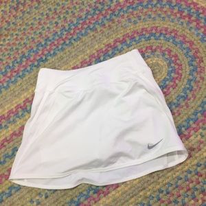 White Nike tennis skirt